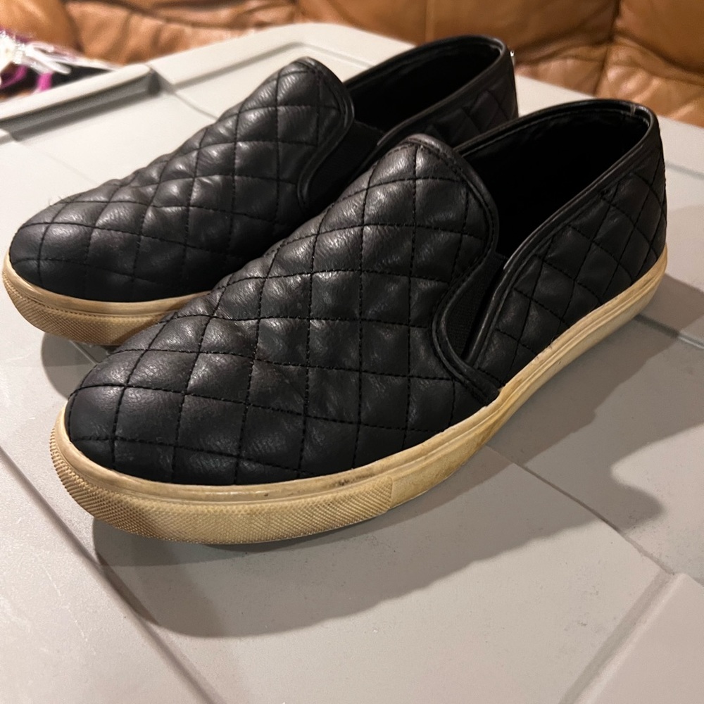 Steve Madden Eccentreco Slides